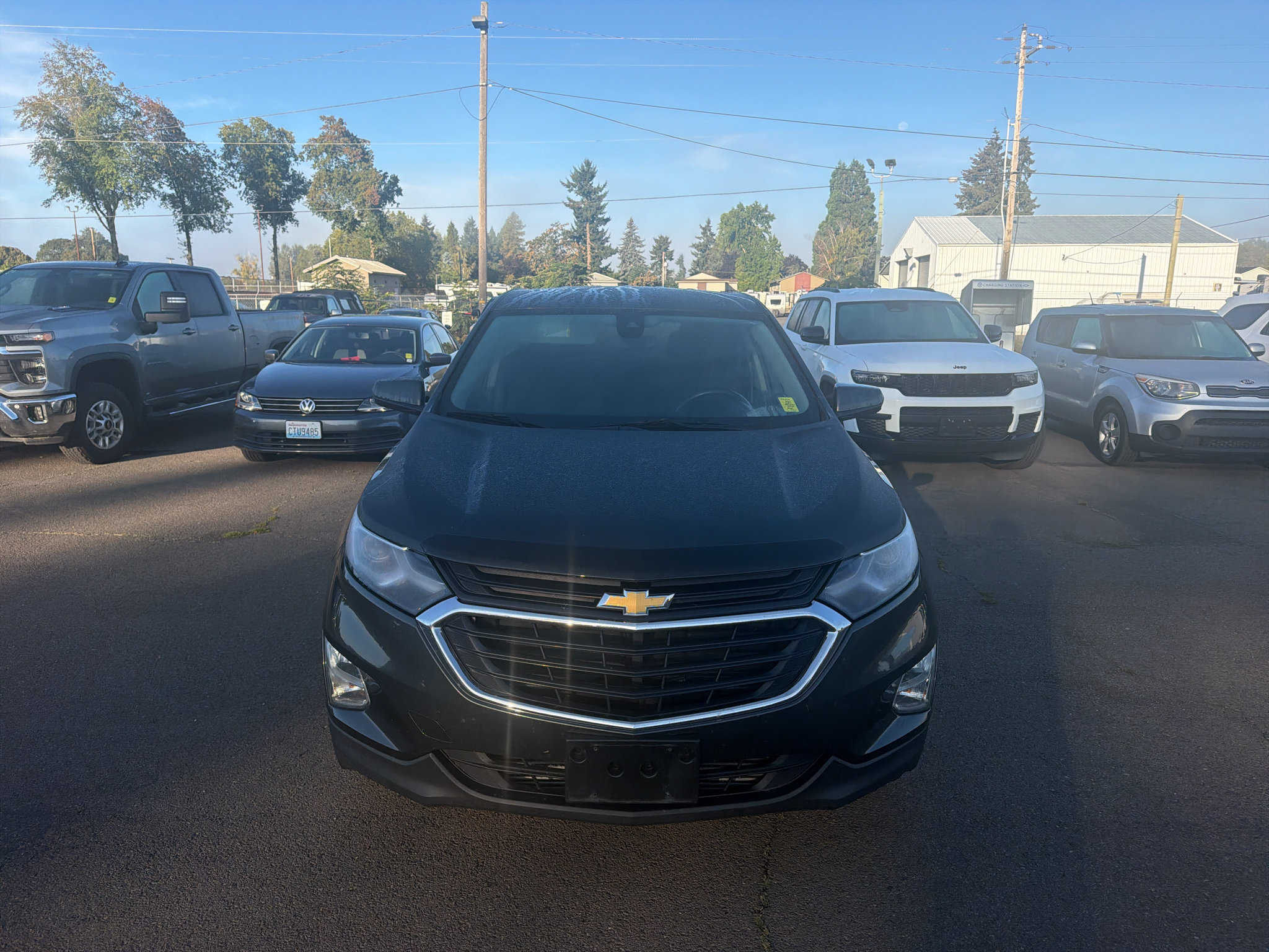 Used 2021 Chevrolet Equinox LT FWD image 2
