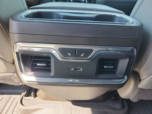 Certified 2025 GMC Sierra 2500 SLT image 17