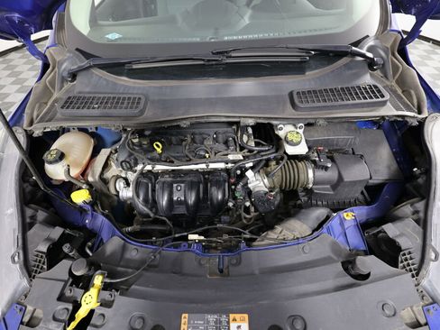 Used 2019 Ford Escape S image 38