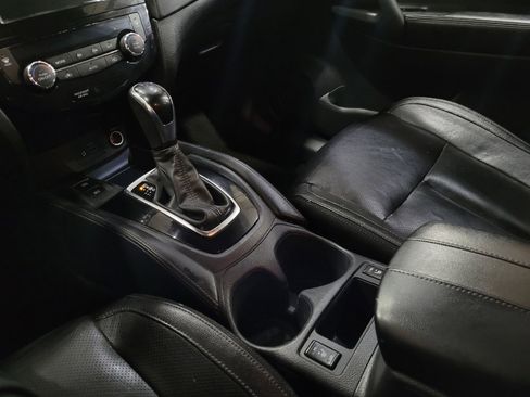 Used 2019 Nissan Rogue SL AWD/4WD image 26