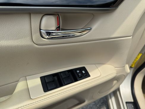 Used 2015 Lexus ES 350 FWD image 27