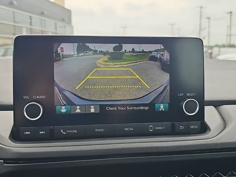 Used 2024 Honda Accord EX image 9