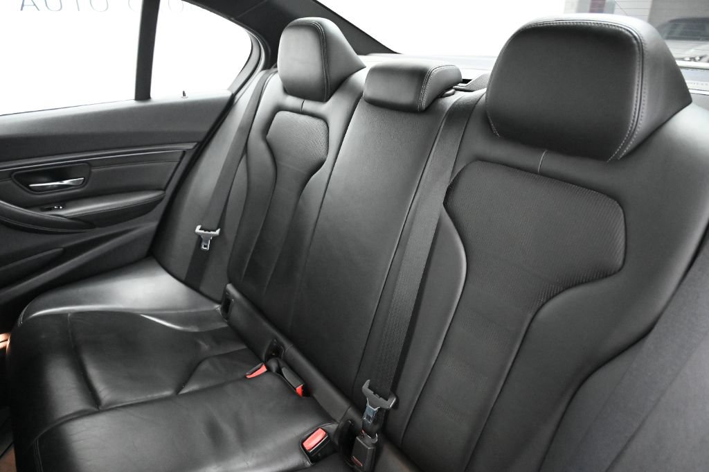 Used 2016 BMW M3 w/ Executive Package RWD image 43