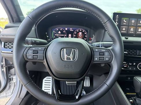 Used 2025 Honda Accord Sport image 21