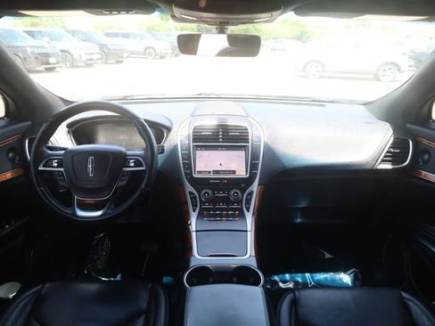 Used 2019 Lincoln Nautilus Reserve AWD/4WD image 11