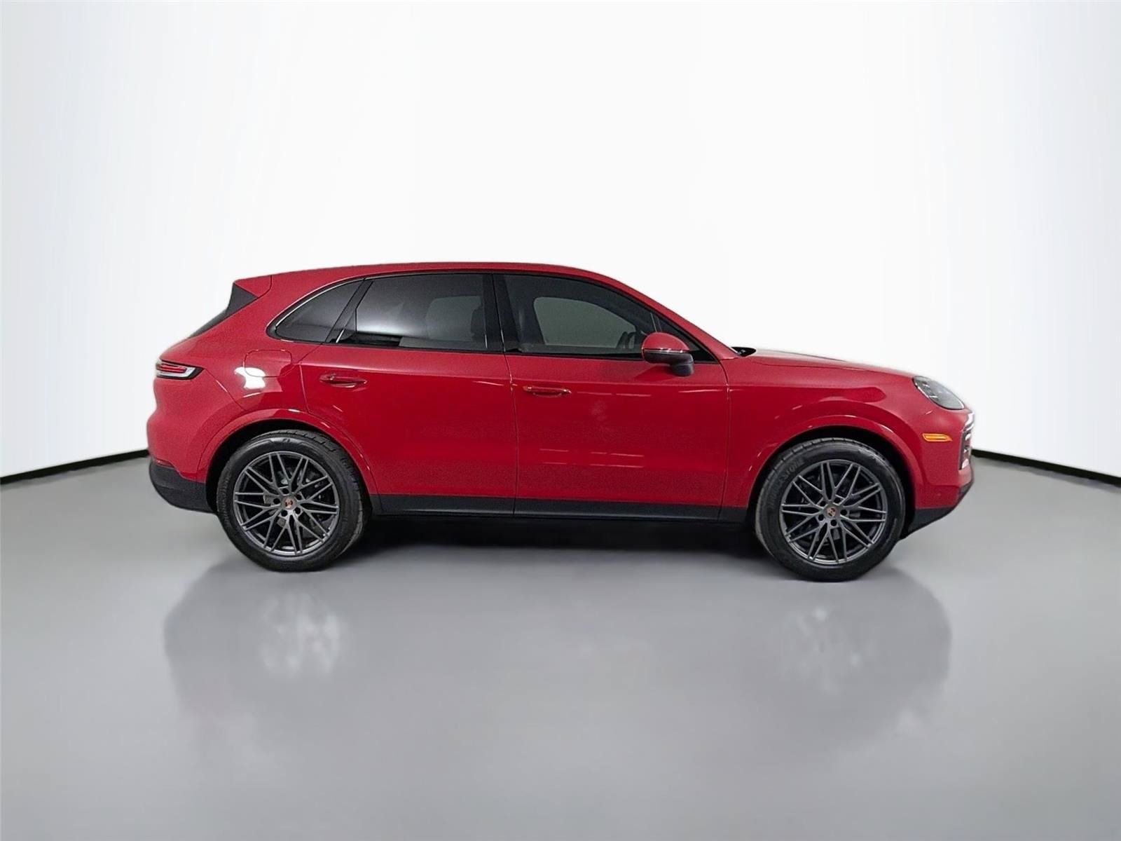 Certified 2026 Porsche Cayenne AWD/4WD image 8