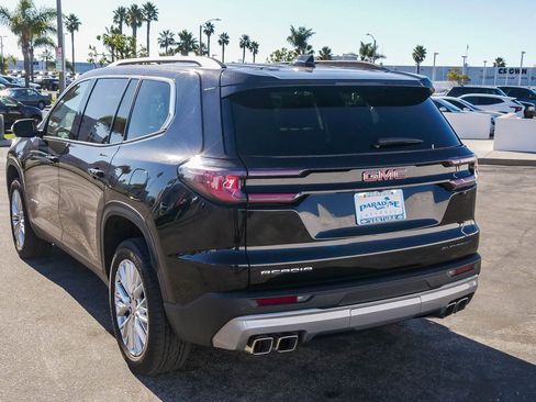 Used 2024 GMC Acadia Elevation image 9