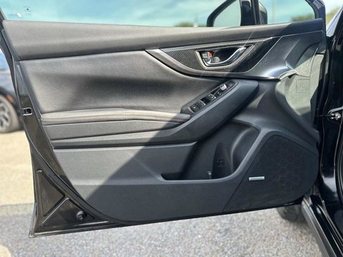 Used 2019 Subaru Crosstrek 2.0i Limited w/ Moonroof Package w/Navigation image 12