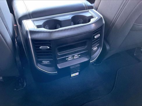 Used 2025 RAM 1500 Big Horn AWD/4WD image 31