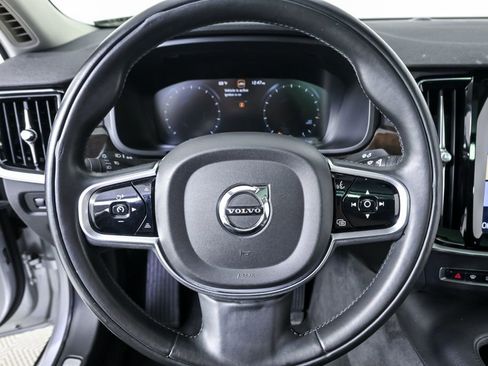Used 2018 Volvo S90 T5 Momentum w/ Convenience Package AWD/4WD image 9