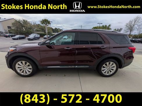 Used 2022 Ford Explorer Limited w/ Equipment Group 301A image 7