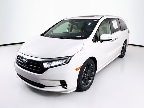 Used 2022 Honda Odyssey Elite image 4