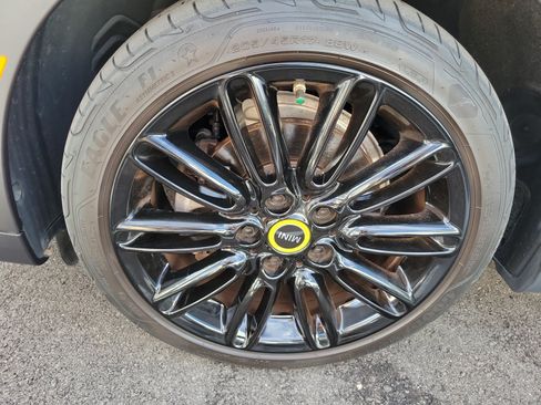 Used 2024 MINI Cooper SE FWD image 6