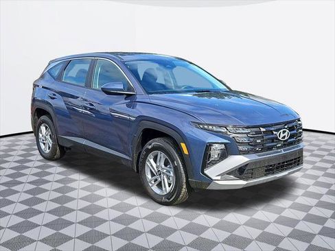 New 2026 Hyundai Tucson SE image 8