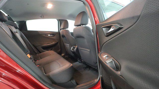 Used 2016 Chevrolet Malibu LT FWD image 11