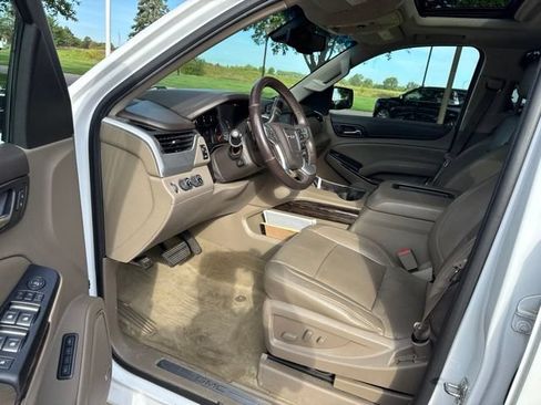 Used 2015 GMC Yukon XL SLT w/ Open Road Package AWD/4WD image 13