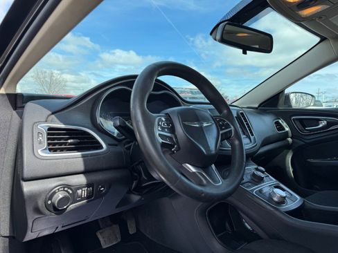 Used 2016 Chrysler 200 Limited image 14