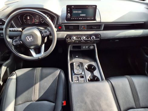 Certified 2025 Honda Pilot EX-L image 4