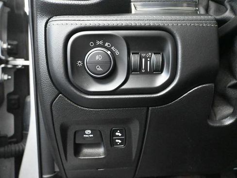 Used 2020 RAM 1500 Limited w/ Bed Utility Group image 32