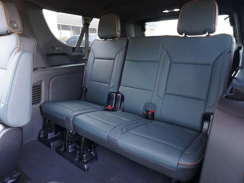 New 2026 GMC Yukon XL AT4 w/ AT4 Premium Package AWD/4WD image 21