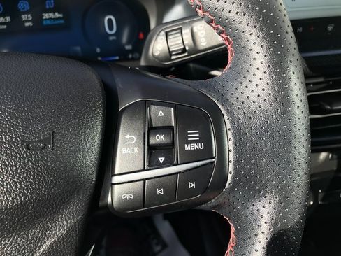 Certified 2025 Ford Escape ST-Line Elite image 9