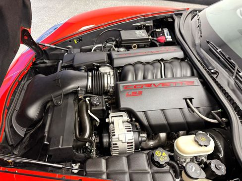 Used 2013 Chevrolet Corvette Grand Sport w/ 3LT Preferred Equipment Group image 21