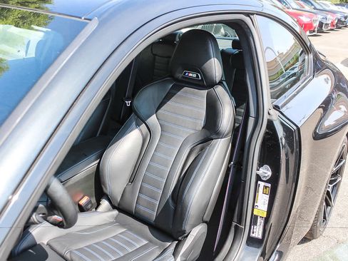 Used 2023 BMW M2 RWD image 25