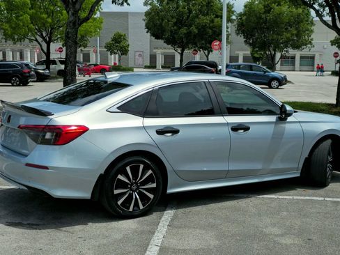 Used 2022 Honda Civic EX image 7