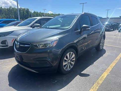 Used 2018 Buick Encore Preferred FWD image 1