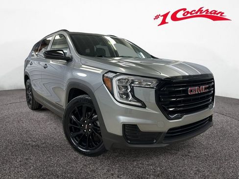 Certified 2023 GMC Terrain SLE w/ Driver Convenience Package FWD image 1
