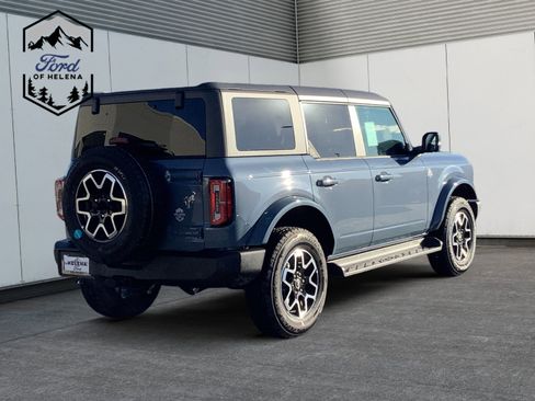 New 2025 Ford Bronco Outer Banks image 5