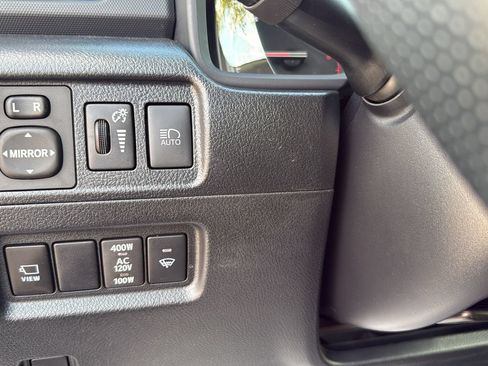 Used 2023 Toyota 4Runner TRD Off-Road Premium w/ Off Road Premium Plus Package AWD/4WD image 17