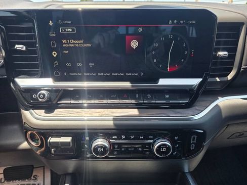 Used 2024 GMC Sierra 1500 SLT w/ SLT Premium Plus Package AWD/4WD image 20