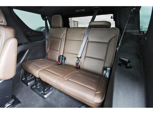 Used 2021 Chevrolet Tahoe High Country AWD/4WD image 13