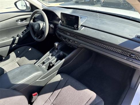 Used 2023 Honda Accord LX image 12