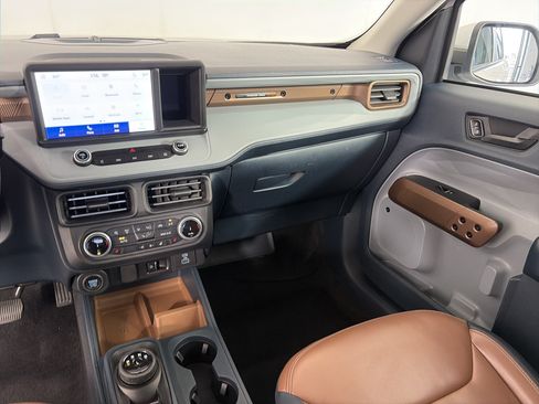 Used 2022 Ford Maverick Lariat w/ Lariat Luxury Package FWD image 4