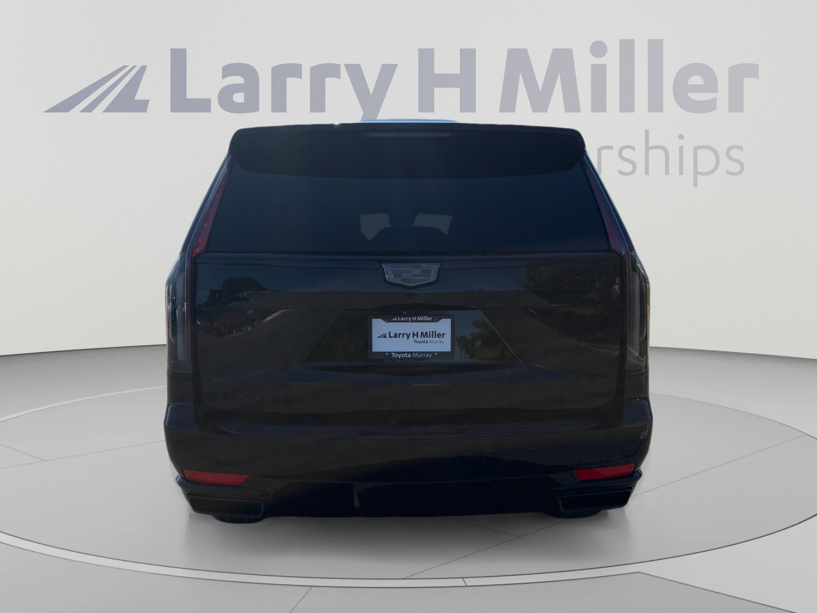 Used 2021 Cadillac Escalade Sport Platinum AWD/4WD image 4