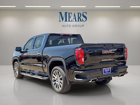 Used 2023 GMC Sierra 1500 Denali AWD/4WD image 3