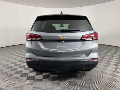 Used 2024 Chevrolet Equinox LS FWD image 10