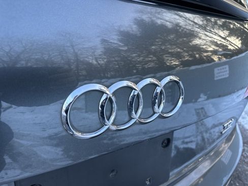 Used 2015 Audi Q7 TDI Premium Plus w/ Premium Plus Package image 30