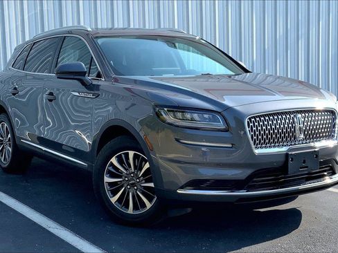 Used 2023 Lincoln Nautilus Reserve AWD/4WD image 30