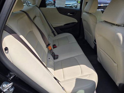Used 2024 Chevrolet Malibu LT image 10