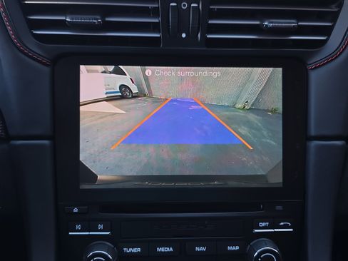 Used 2018 Porsche 911 GT2 RS image 23