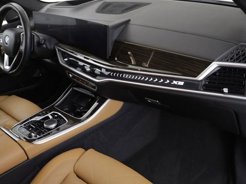 Certified 2024 BMW X5 xDrive50e w/ Premium Package image 21