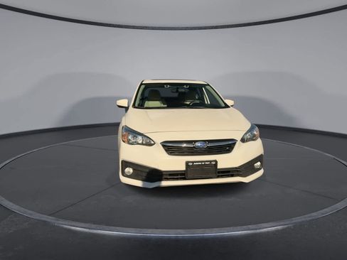 Used 2020 Subaru Impreza Premium image 3