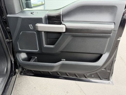 Used 2019 Ford F150 Platinum AWD/4WD image 33