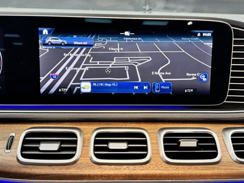 Certified 2025 Mercedes-Benz GLE 350 4MATIC image 33