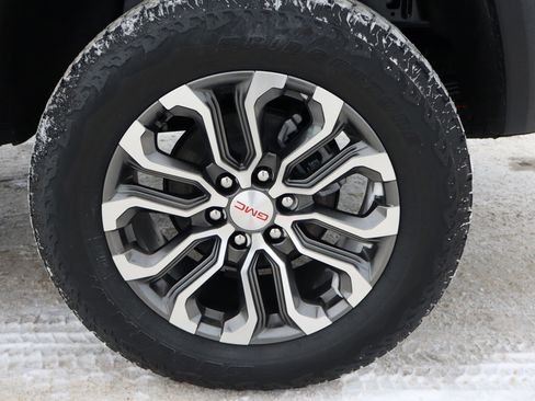 New 2026 GMC Canyon Denali image 21