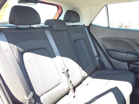 Certified 2025 Hyundai Venue SEL image 8