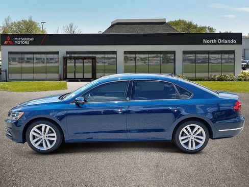 Used 2019 Volkswagen Passat 2.0T Wolfsburg w/ Wheels & Sunroof Package FWD image 2